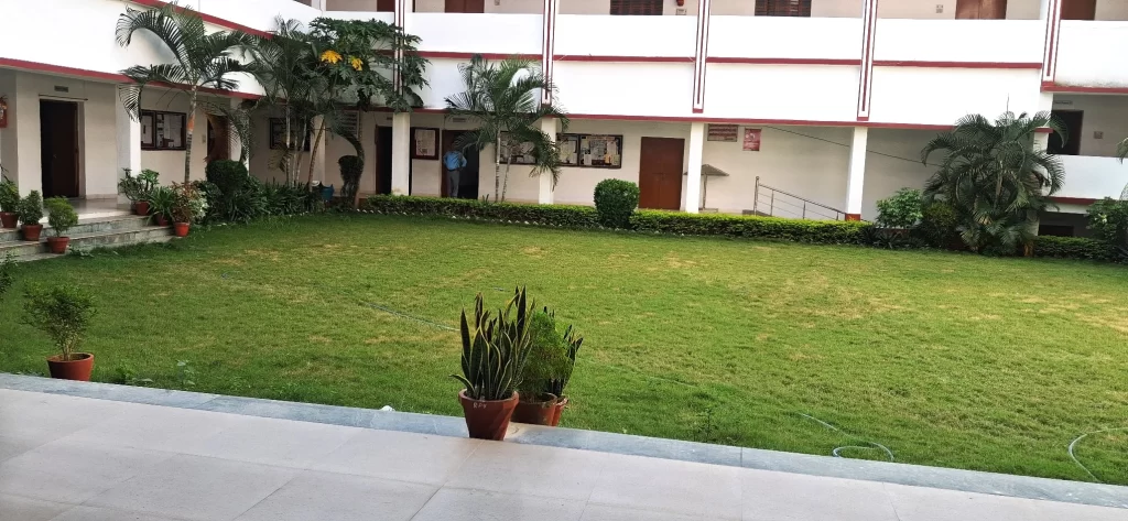 Ramesh Prasad Yadav B.Ed College Koderma (2)