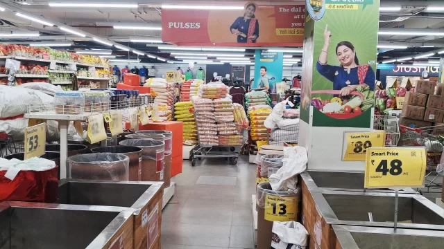 Reliance Smart Bazaar Jhumri Telaiya Koderma (6)