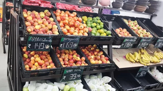 Reliance Smart Bazaar Jhumri Telaiya Koderma (8)