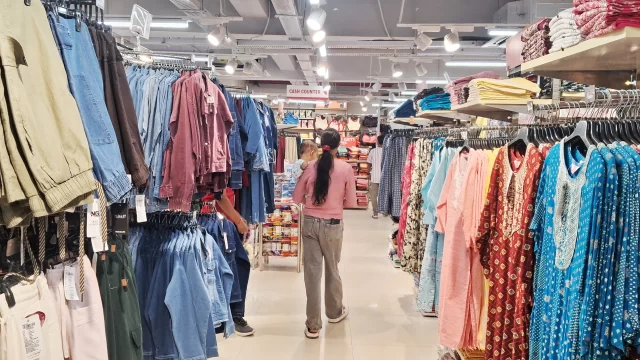 Style Baazar Jhumri Telaiya Koderma (4)