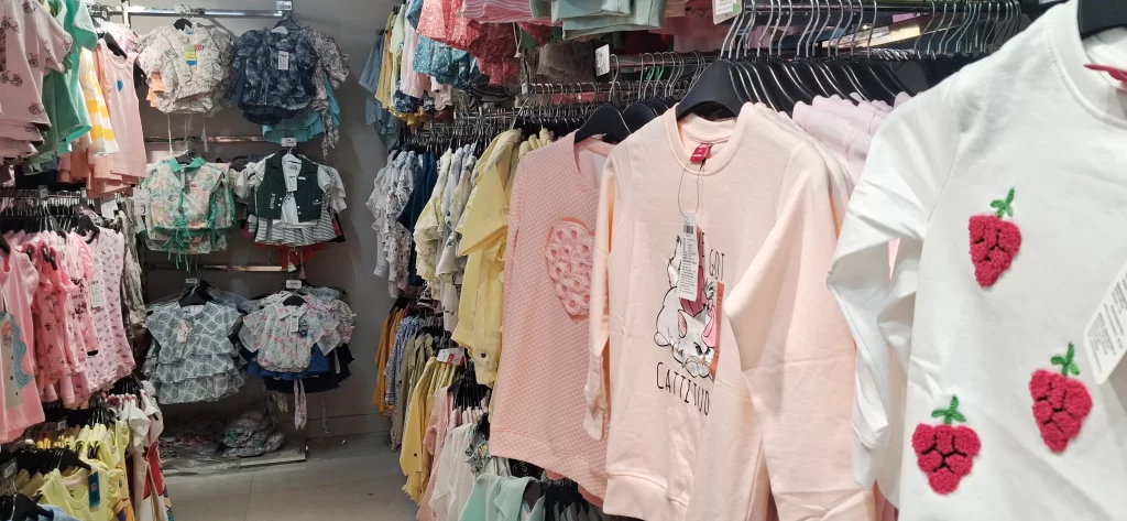 Style Baazar Jhumri Telaiya Koderma (5)