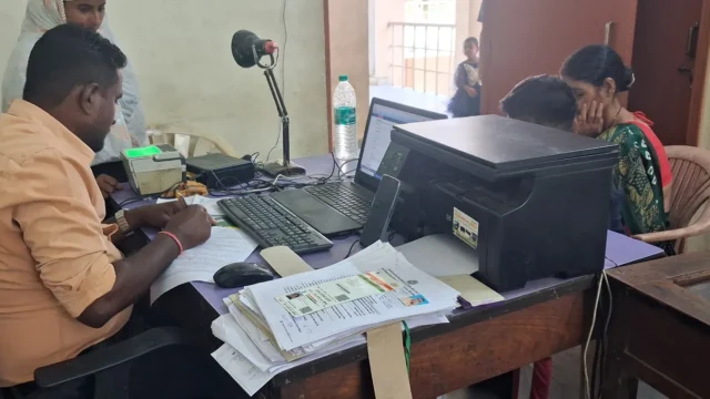 Aadhaar Centre Koderma Block Jhumri Telaiya (3)