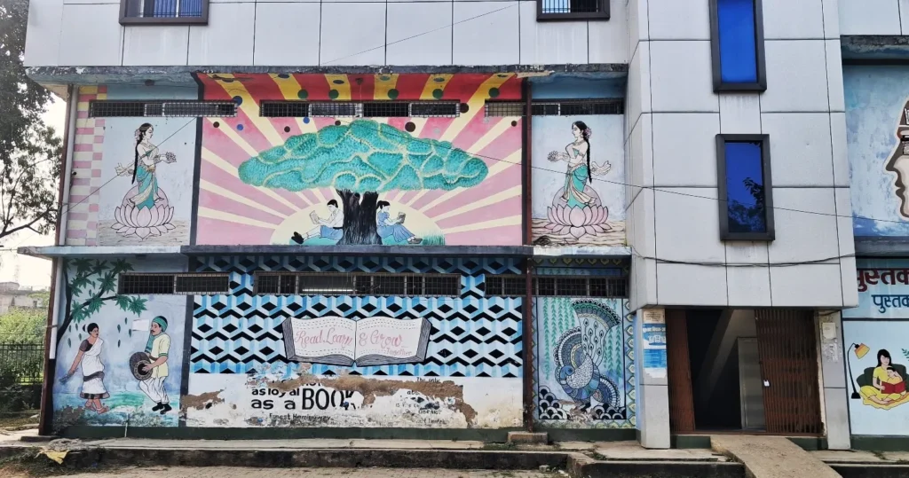 Jhumri Telaiya Municipal Public Library koderma (3)