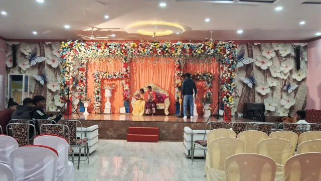 Sahana Garden Hotel in Koderma (5)