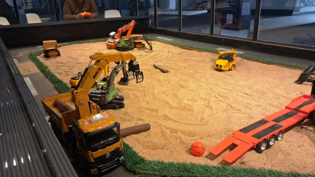 Sukoon – VR Zero Gravity PODS RC Sandbox Cafe (7)