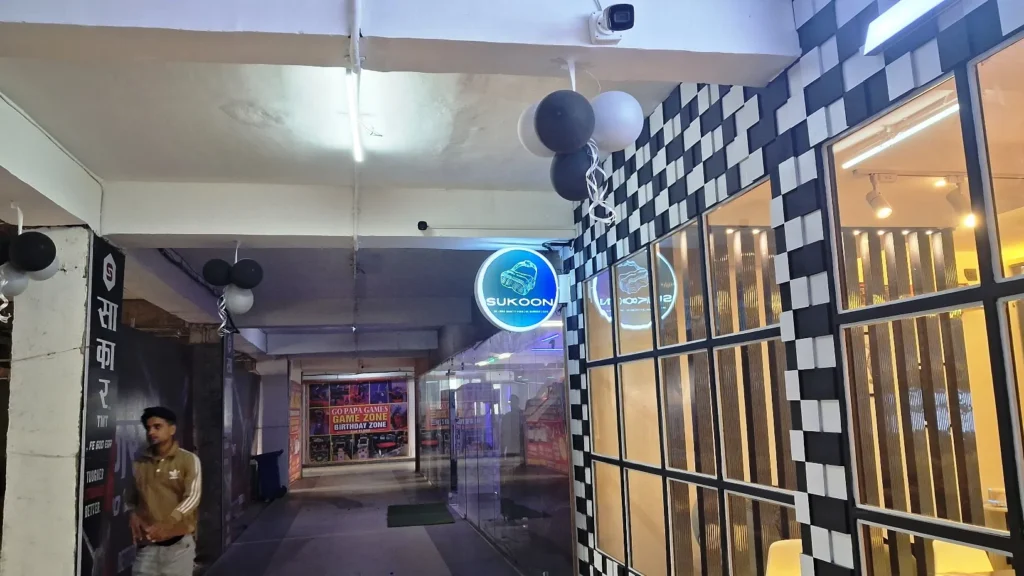 Sukoon – VR Zero Gravity PODS RC Sandbox Cafe (9)