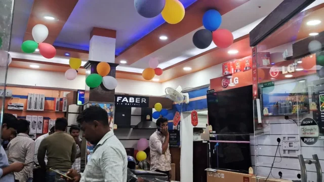Vishwakarma Electronics Koderma Bazar (5)