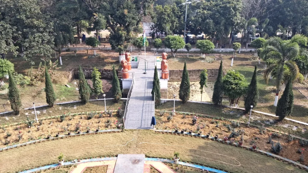 Collectorate Koderma (Samaharnalay Koderma) (1)